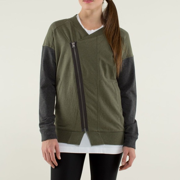 Vintage lululemon Asymmetrical Zip Up - Picture 3 of 8